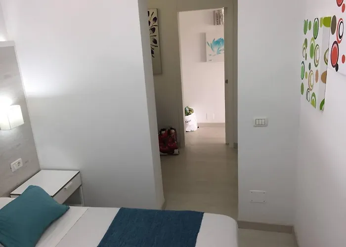 Delicious Cristianos,achacay,2bdr 2bathr Close Wifi Free Los Cristianos (Tenerife)