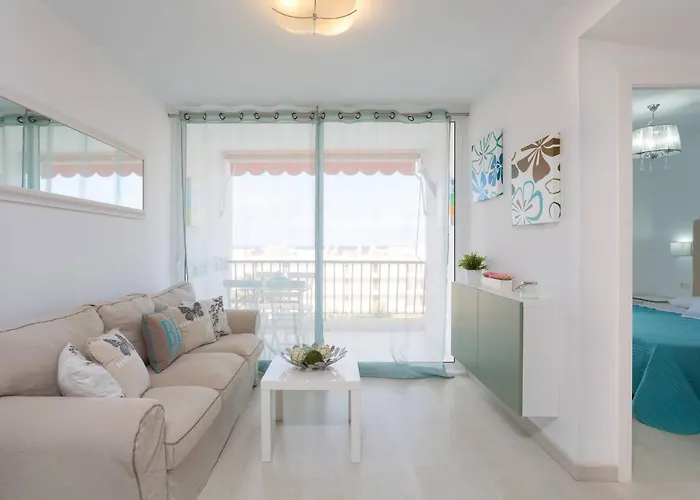 Apartment Delicious Cristianos,achacay,2bdr 2bathr Close Wifi Free